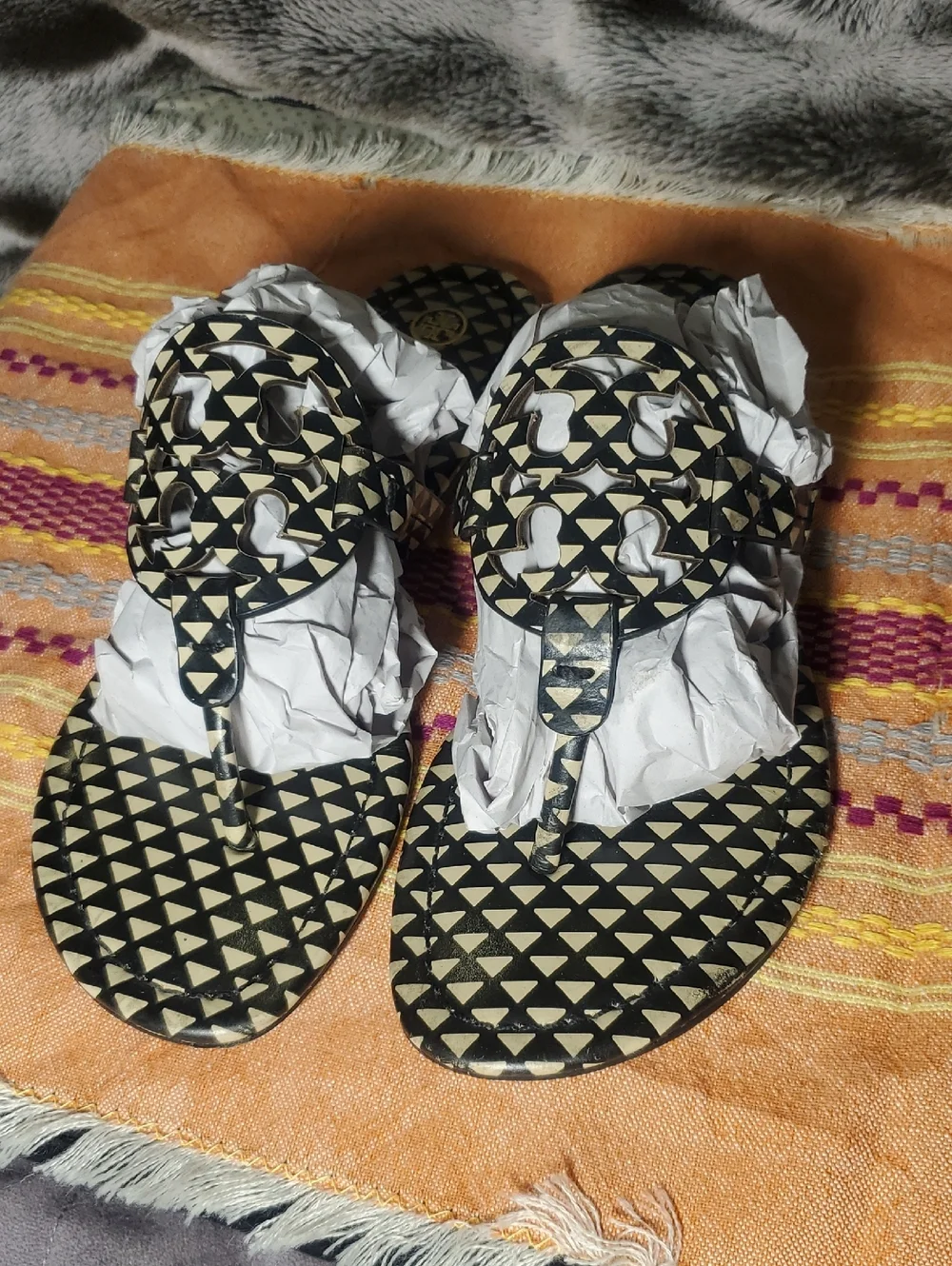 Tory Burch Miller Black&Cream Geometric Thong Sandals Size 7.5